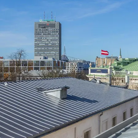 Mansard In Old Town